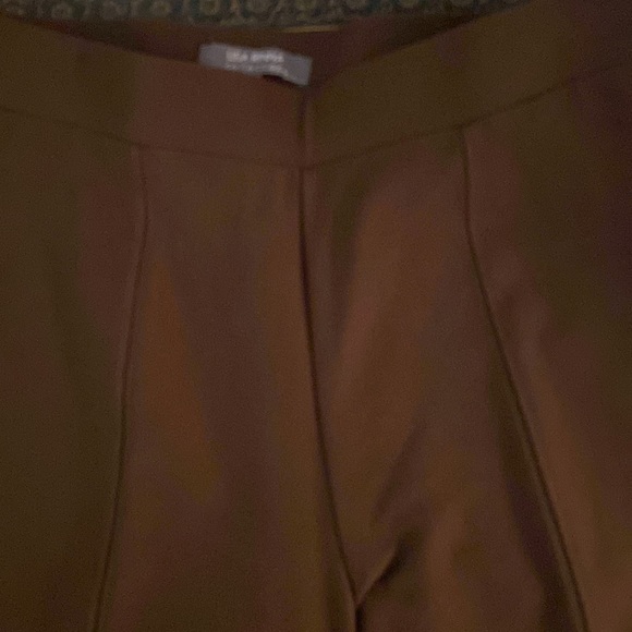 Lisa Rinna Skinny Pant - Picture 2 of 6